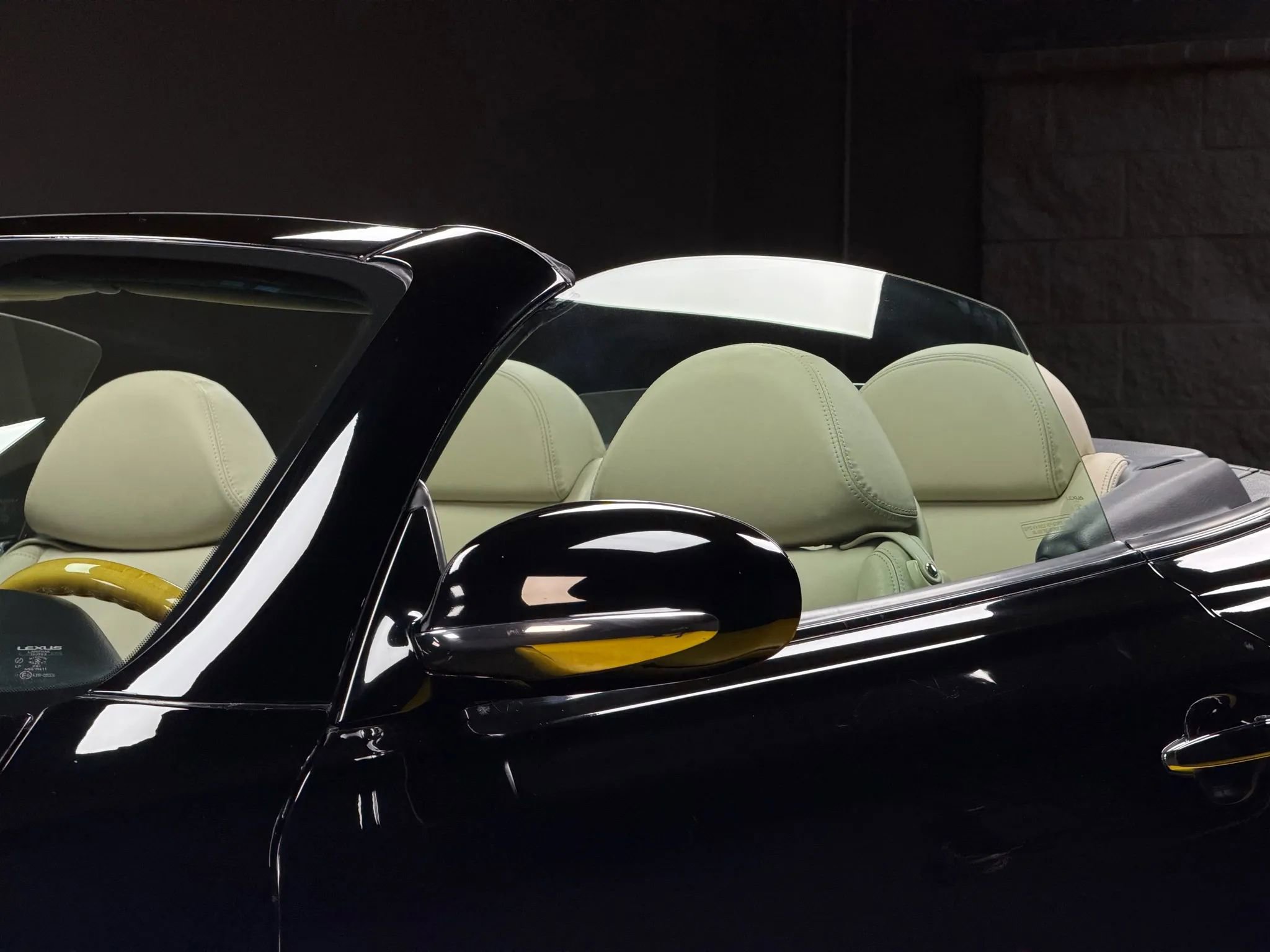 Used 2004 Lexus SC 430 Convertible image 9