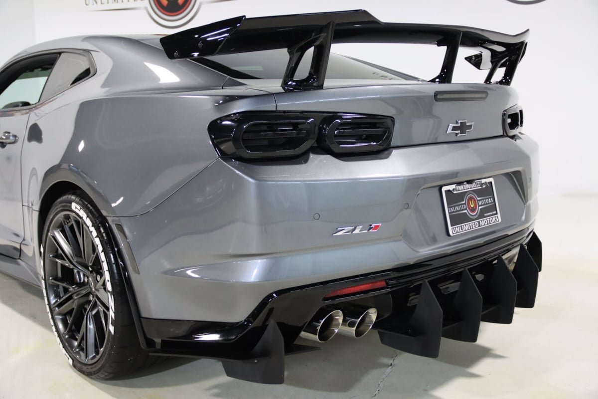 Used 2022 Chevrolet Camaro ZL1 RWD image 65