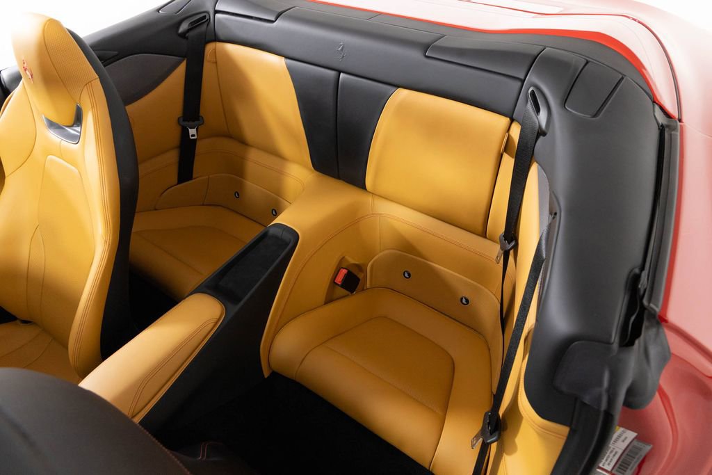 Used 2020 Ferrari Portofino image 45