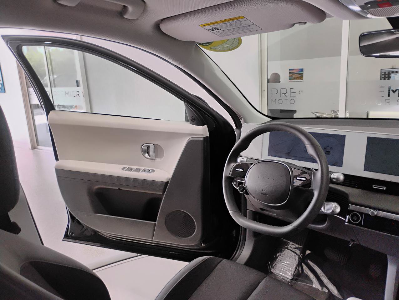 Used 2024 Hyundai Ioniq 5 SEL RWD image 85