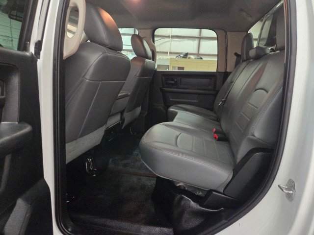 Used 2018 RAM 3500 Tradesman w/ Chrome Appearance Group AWD/4WD image 9