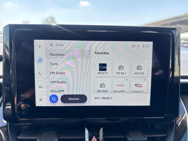 Used 2025 Toyota Corolla LE FWD image 13