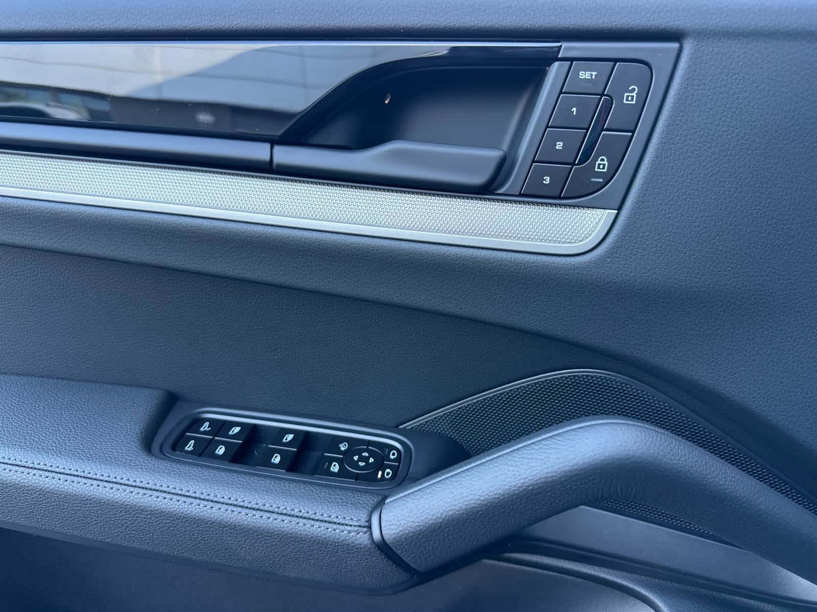 New 2026 Porsche Cayenne S AWD/4WD image 12