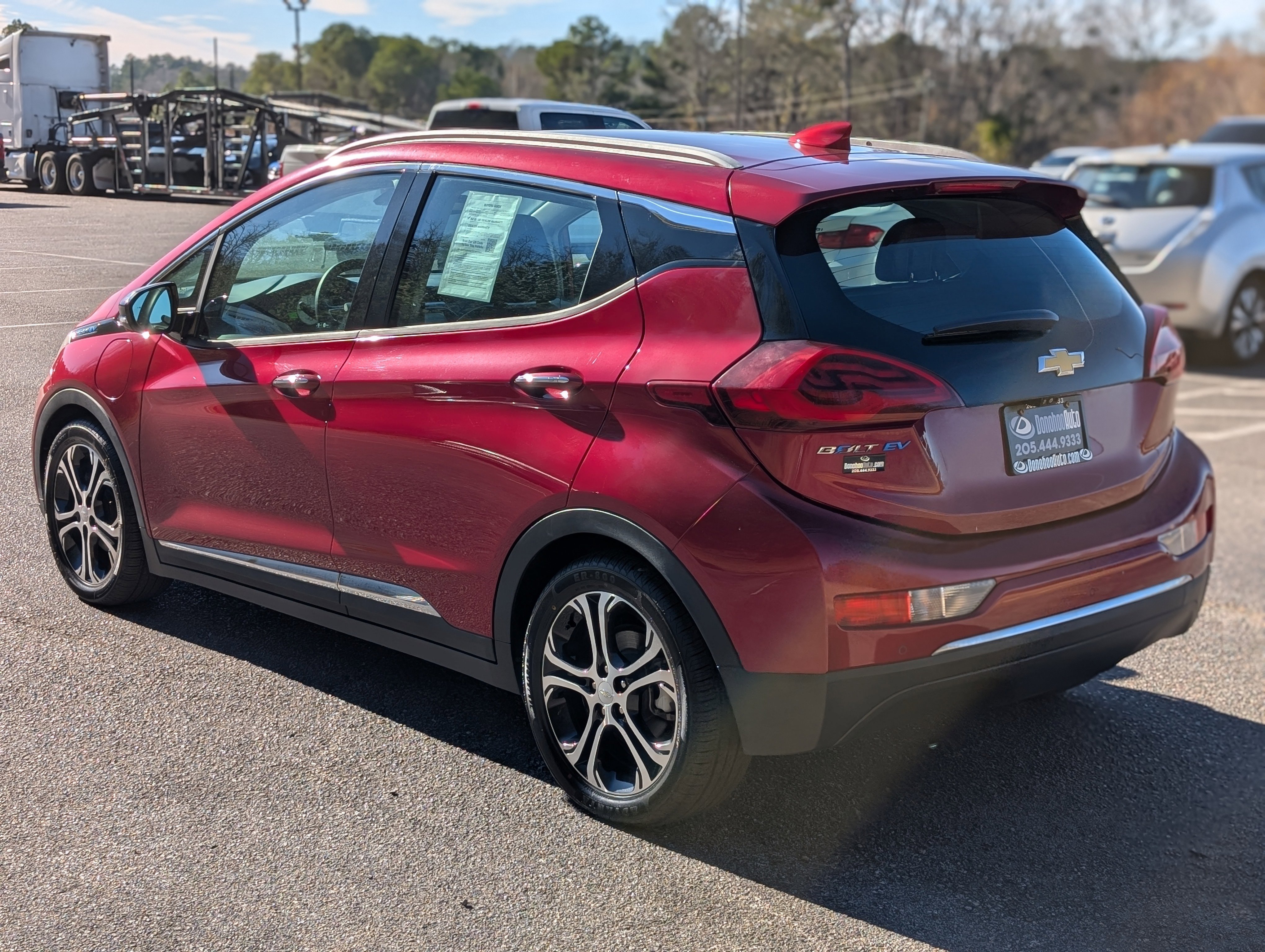 Used 2017 Chevrolet Bolt Premier w/ Driver Confidence II Package image 7