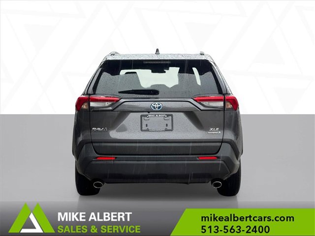 Used 2020 Toyota RAV4 XLE image 5