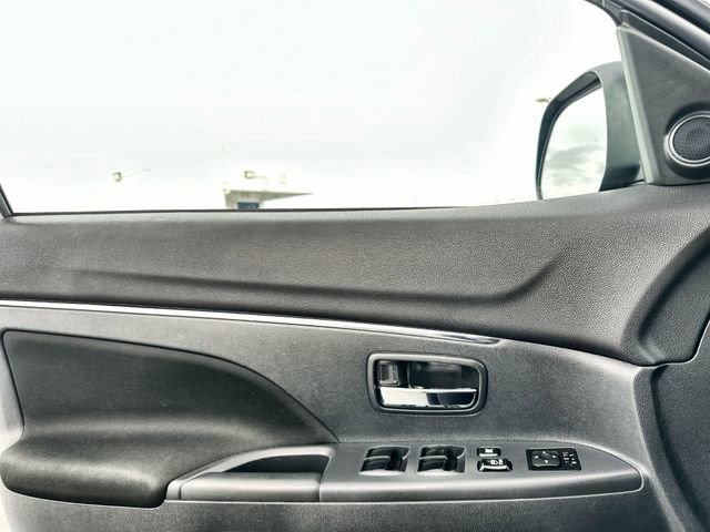 Used 2023 Mitsubishi Outlander Sport AWD image 15