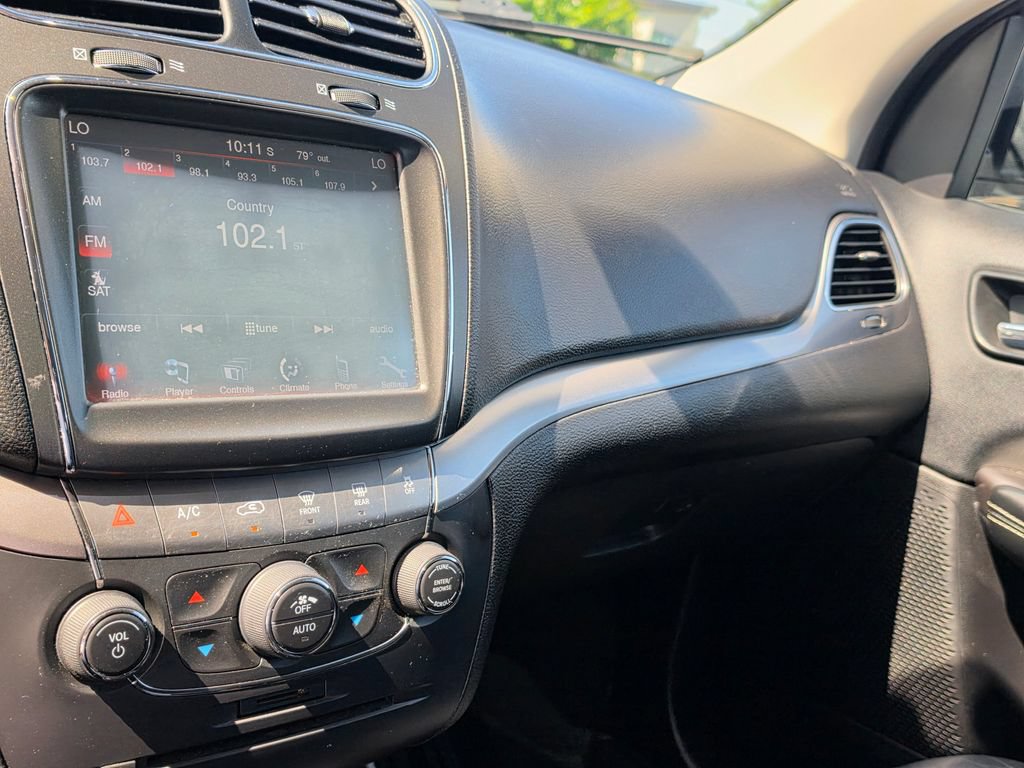 Used 2019 Dodge Journey Crossroad FWD image 28