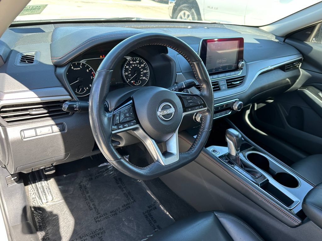 Used 2024 Nissan Altima 2.5 SR FWD image 23