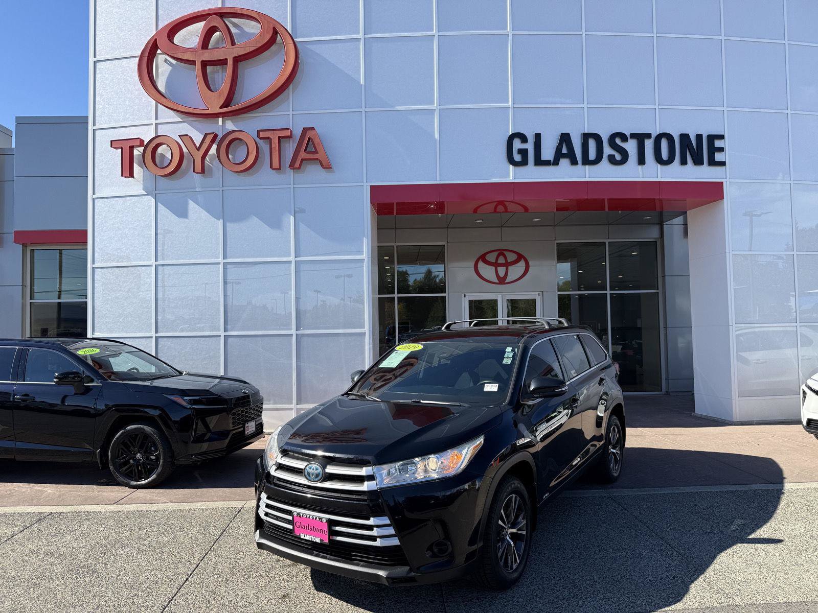 Used 2019 Toyota Highlander LE