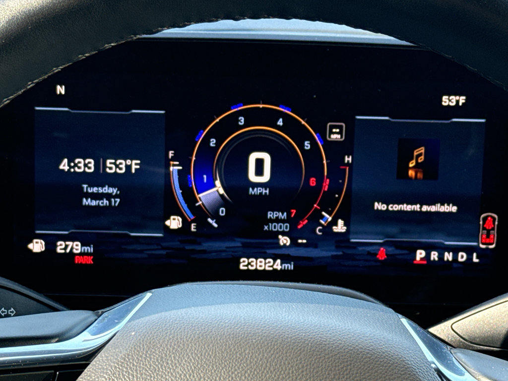 Used 2025 Chevrolet Suburban Premier image 18