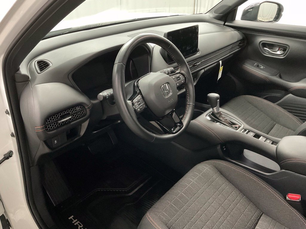 Used 2026 Honda HR-V Sport image 23