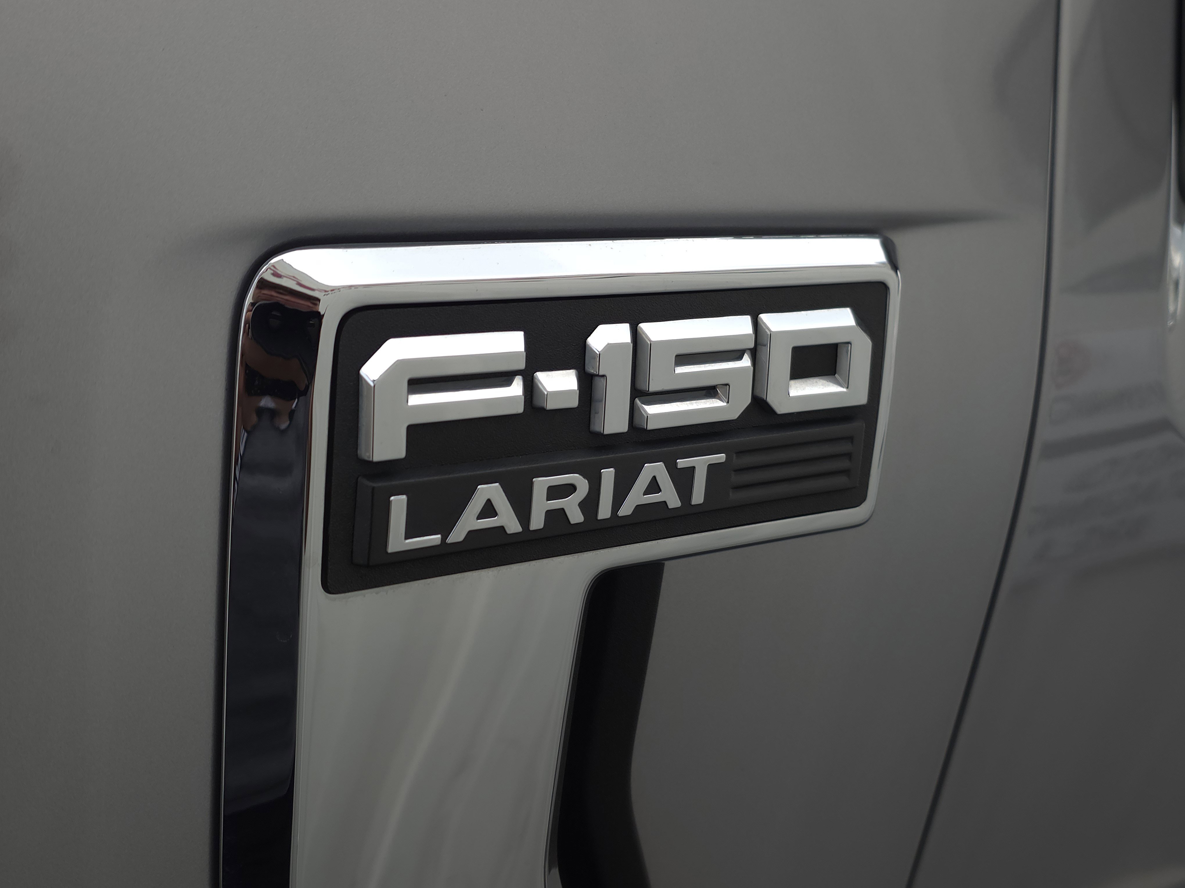 Used 2021 Ford F150 Lariat image 4