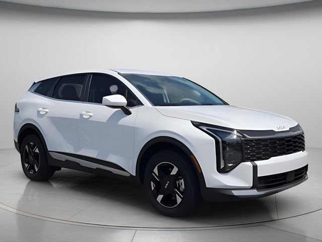 Certified 2026 Kia Sportage LX AWD/4WD image 4