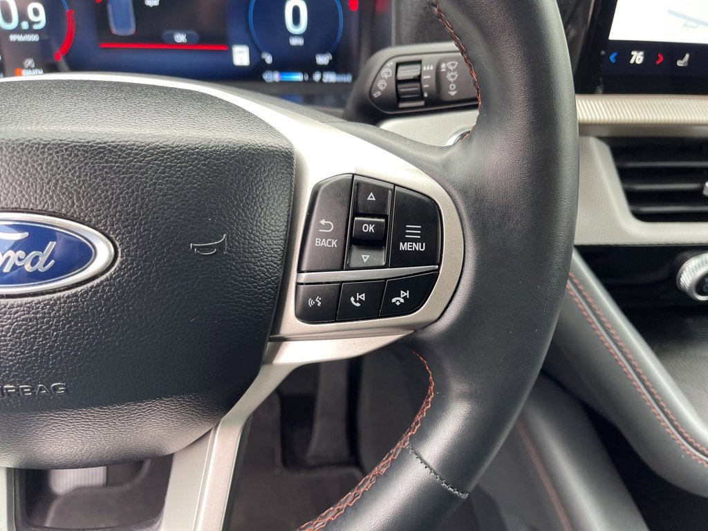 Used 2025 Ford Explorer Active image 18