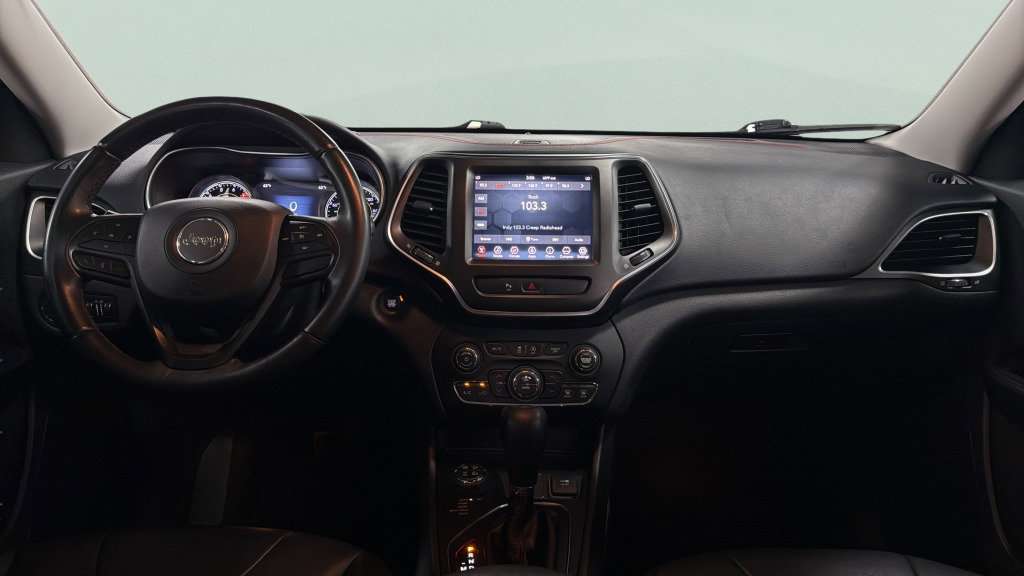 Used 2019 Jeep Cherokee Trailhawk AWD/4WD image 35