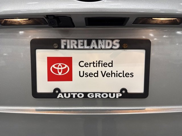 Certified 2024 Toyota Highlander XLE image 10
