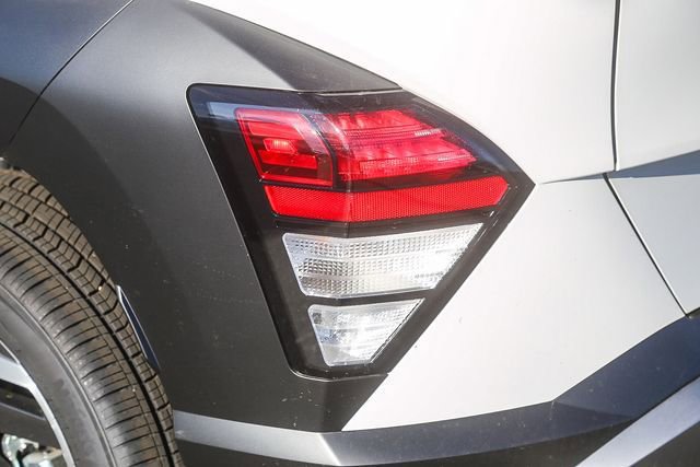 New 2026 Hyundai Kona SEL Premium image 10
