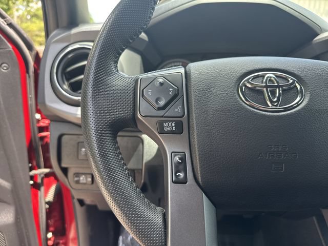 Used 2022 Toyota Tacoma TRD Sport w/ Technology Package AWD/4WD image 17