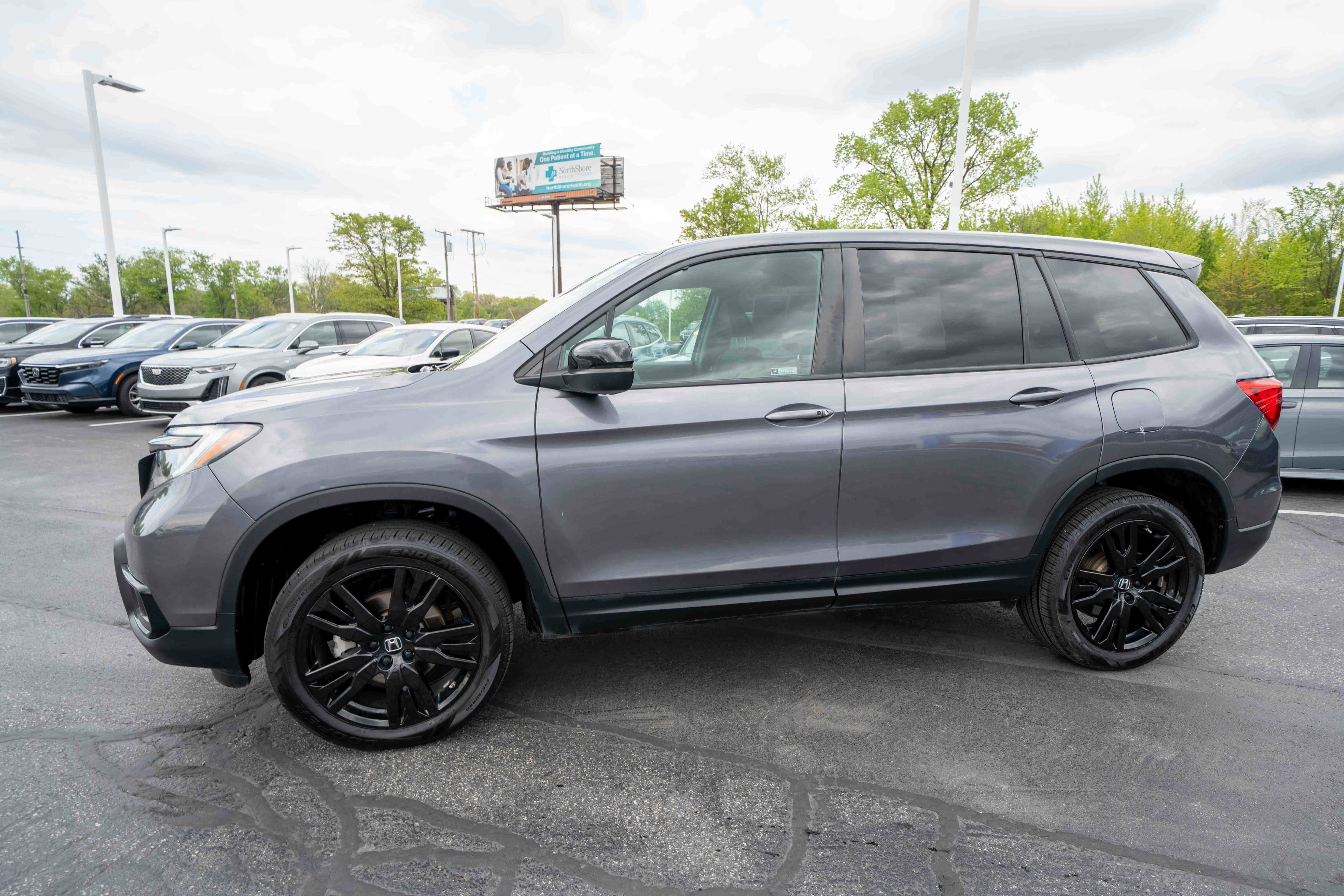Used 2021 Honda Passport Sport image 3