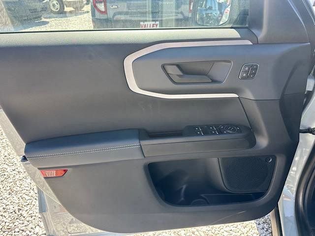 New 2024 Ford Bronco Sport Outer Banks image 11