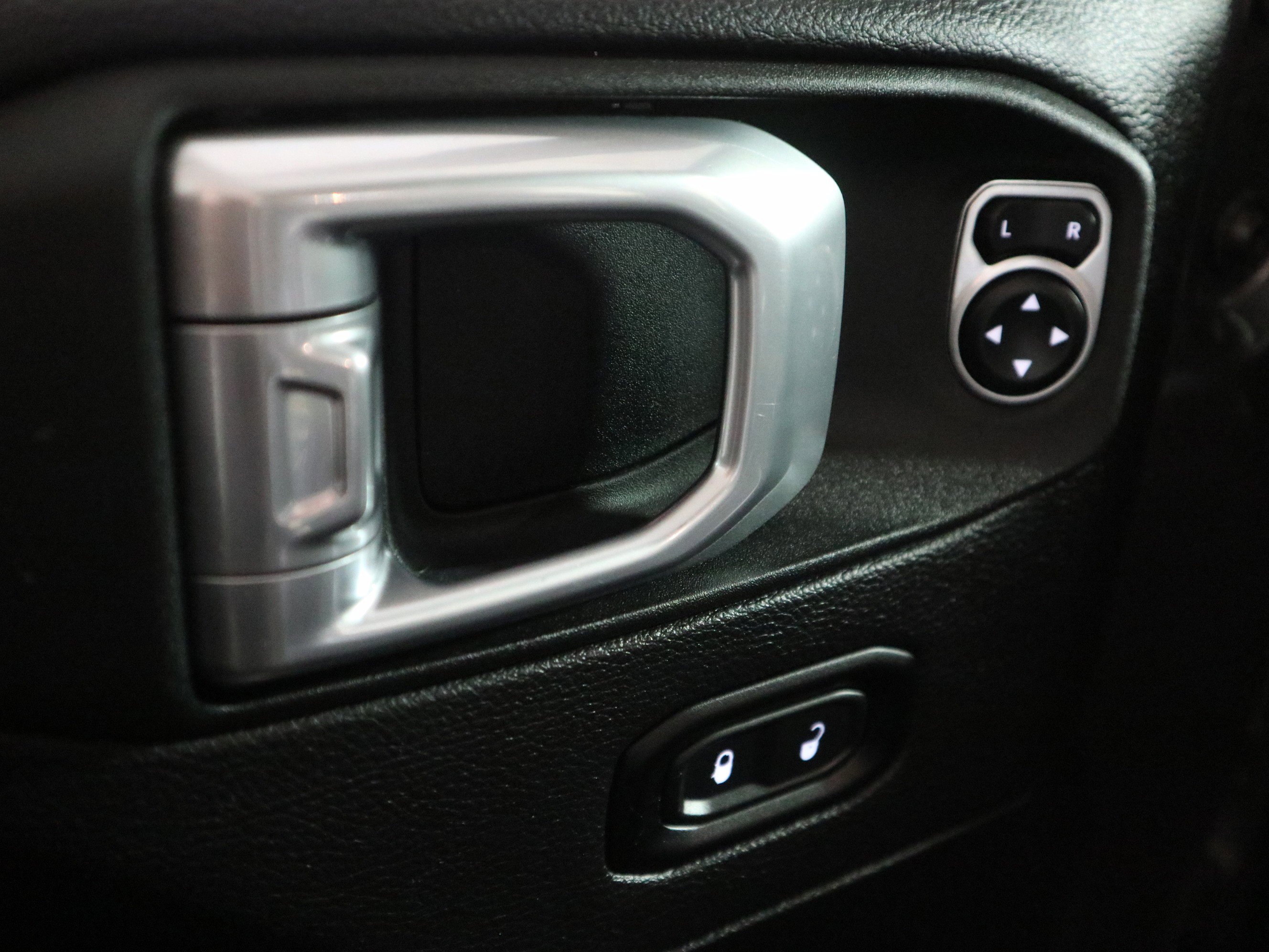 Used 2021 Jeep Gladiator Overland w/ Popular Equipment Package image 33