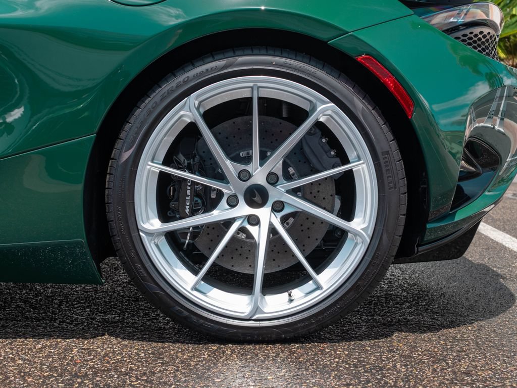 New 2026 McLaren 750S Spider RWD image 25