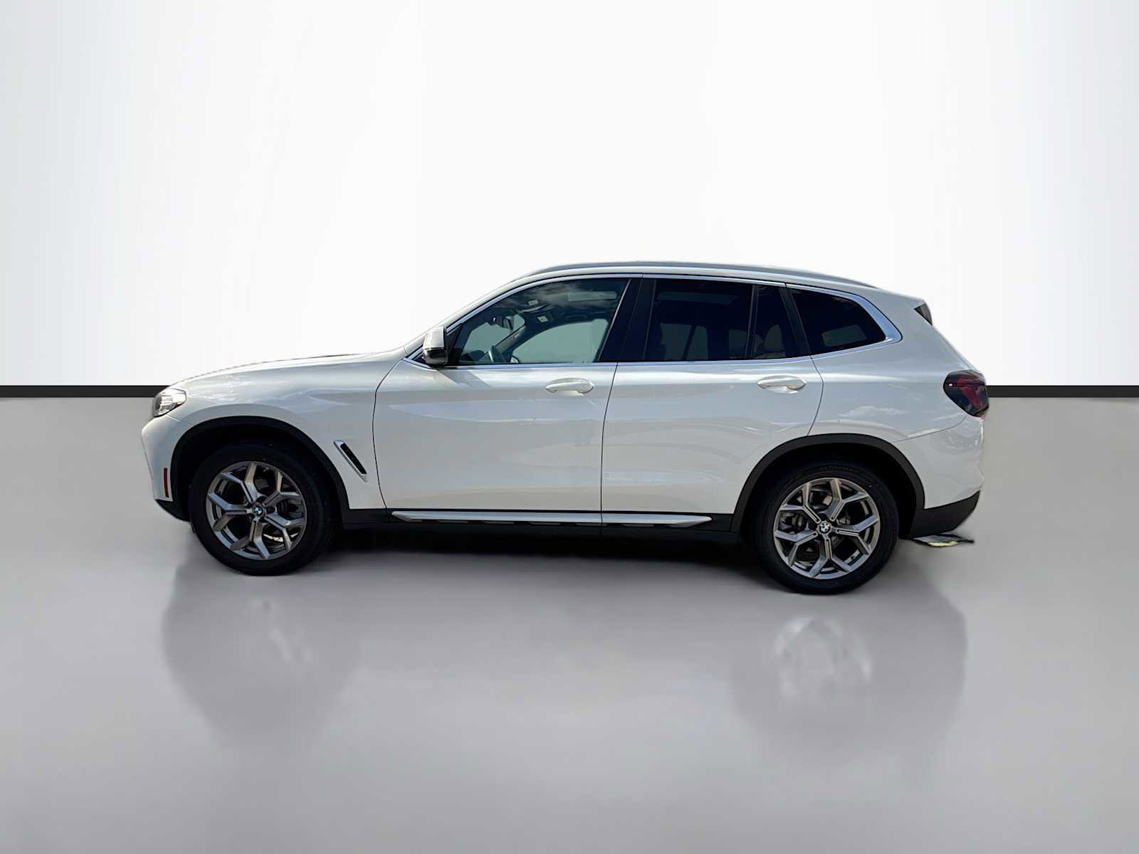 Used 2022 BMW X3 xDrive30i w/ Convenience Package image 5