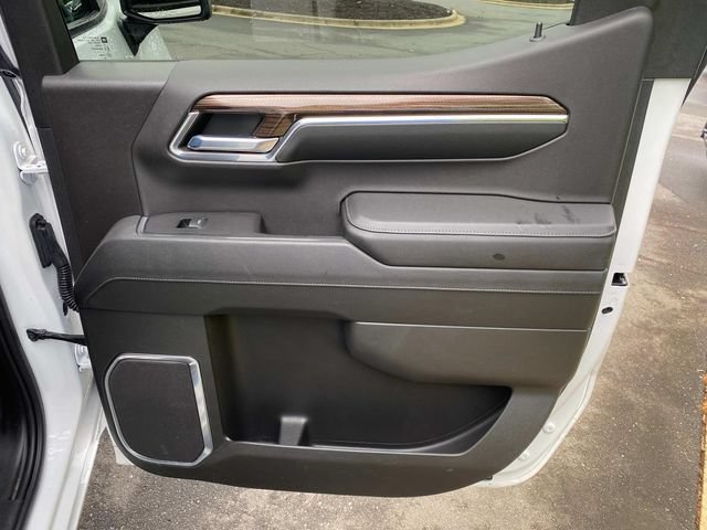 Used 2023 Chevrolet Silverado 1500 LT AWD/4WD image 34
