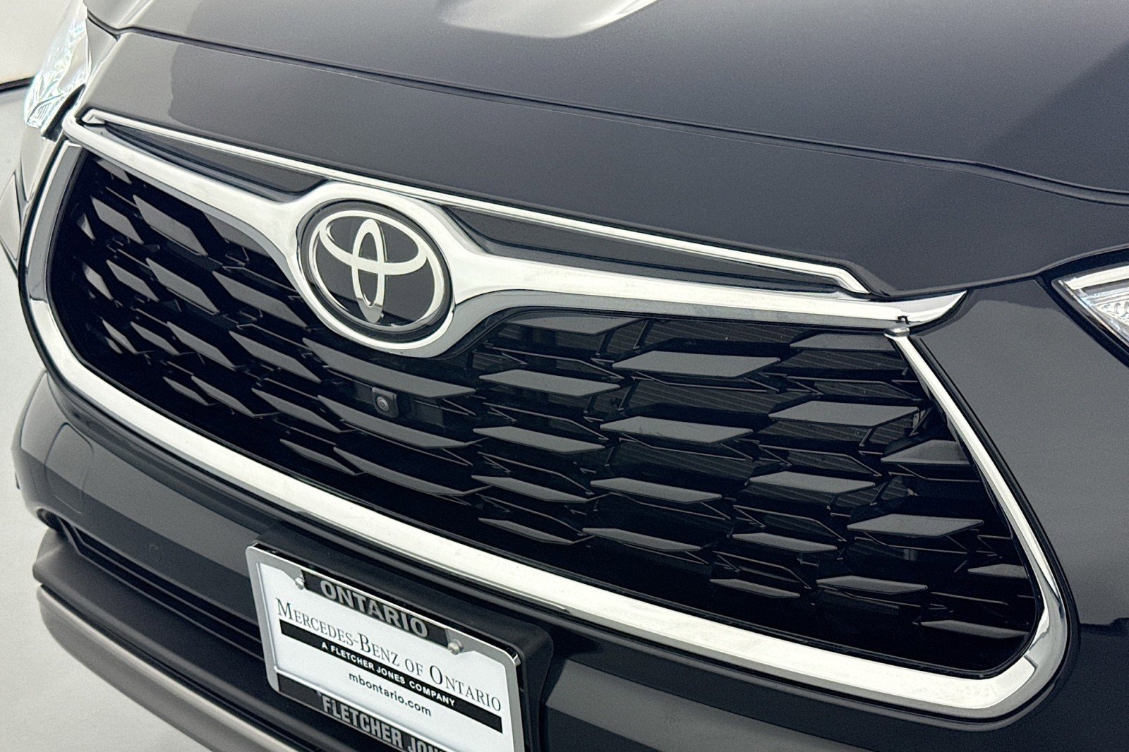 Used 2024 Toyota Highlander Platinum image 14