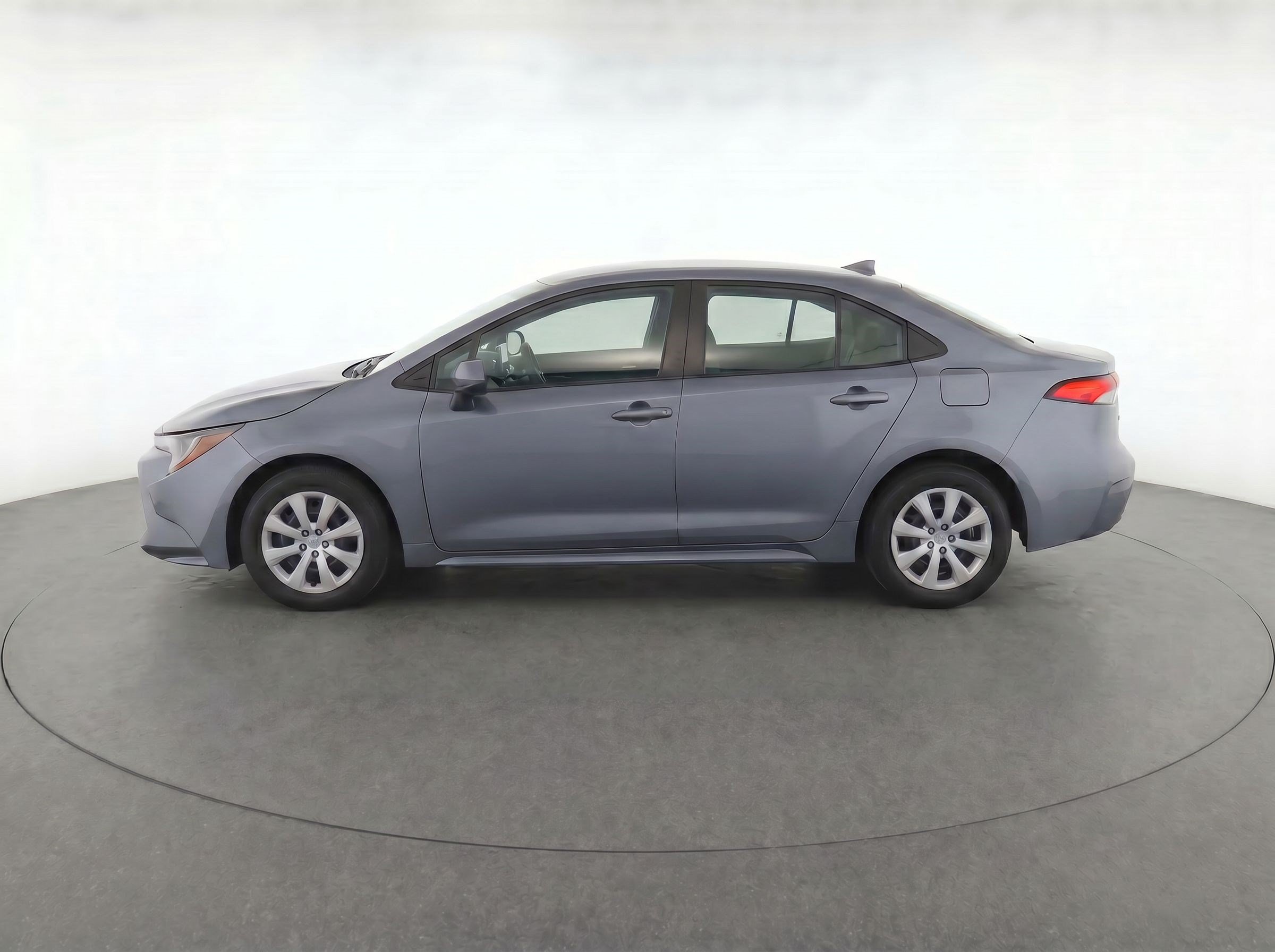 Certified 2025 Toyota Corolla LE FWD image 6