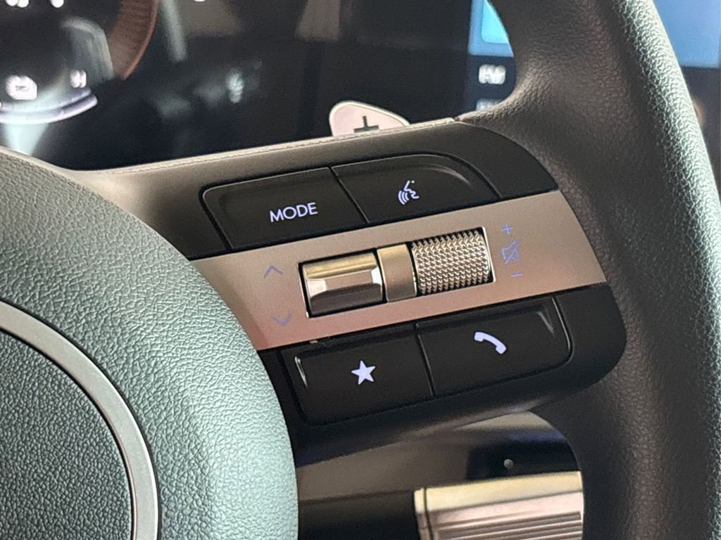 Used 2025 Hyundai Tucson Blue image 22