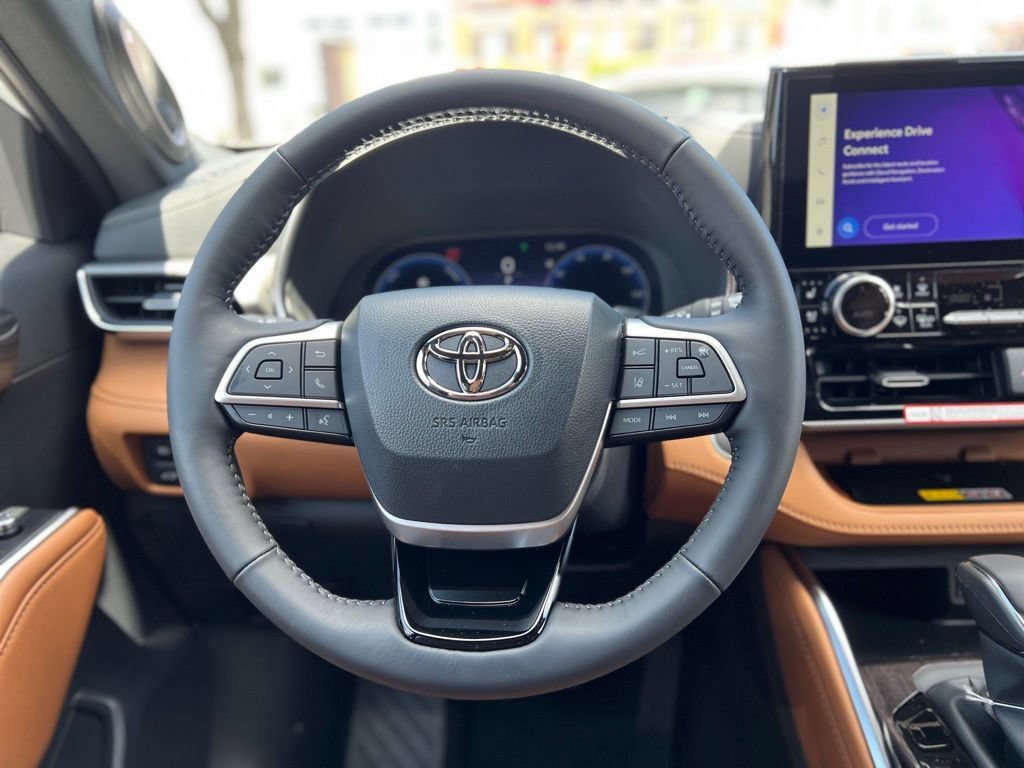 New 2026 Toyota Highlander Platinum AWD/4WD image 27