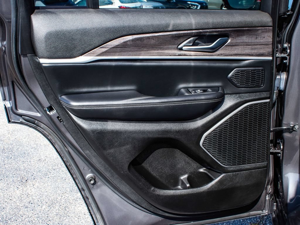 Used 2022 Jeep Grand Cherokee Limited 4xe AWD/4WD image 11
