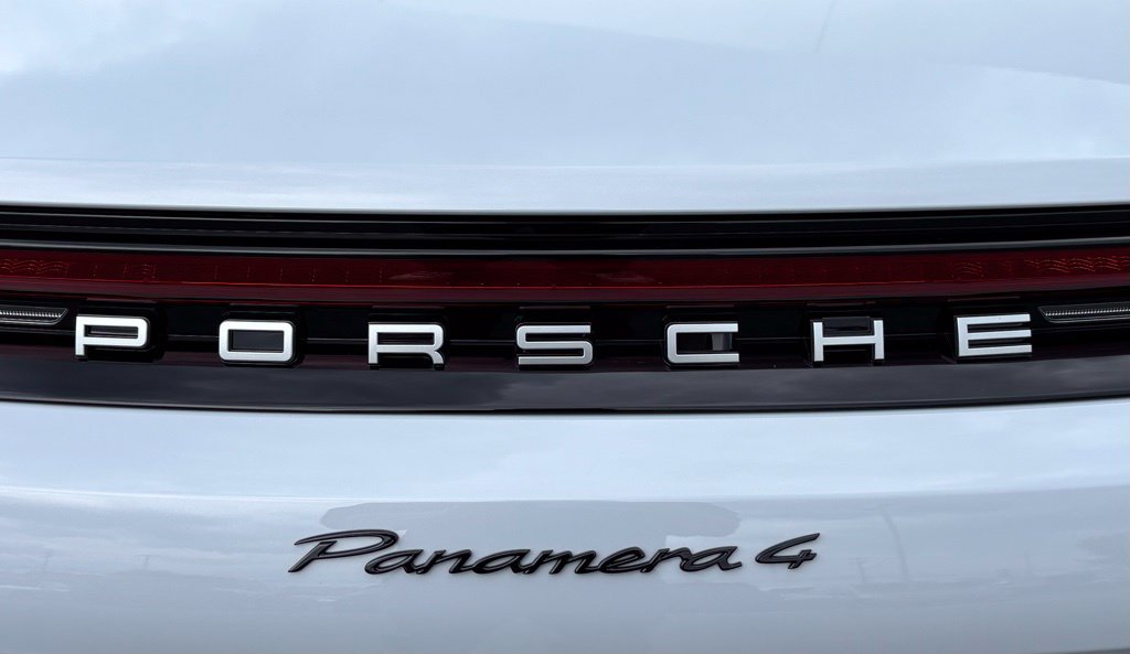 Certified 2025 Porsche Panamera 4 AWD/4WD image 12