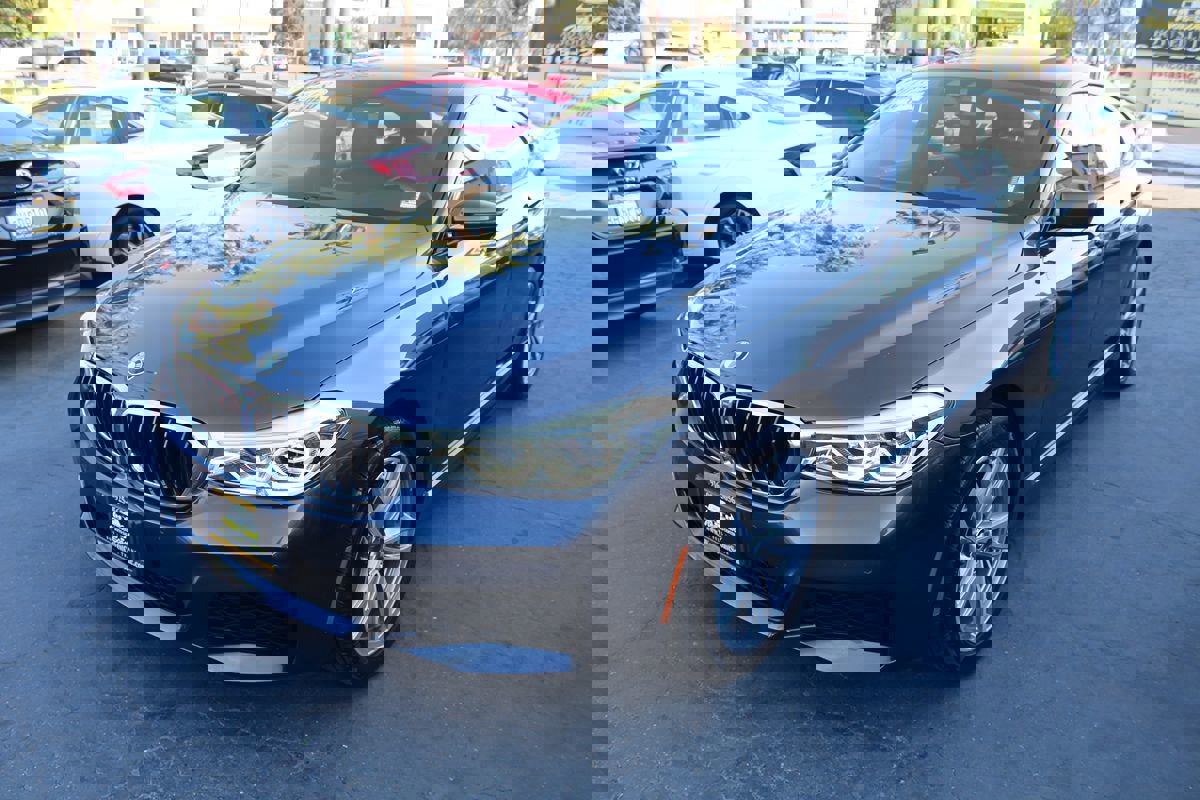 Used 2018 BMW 640i Gran Turismo xDrive image 4