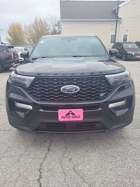 Used 2021 Ford Explorer ST w/ ST Street Pack image 30
