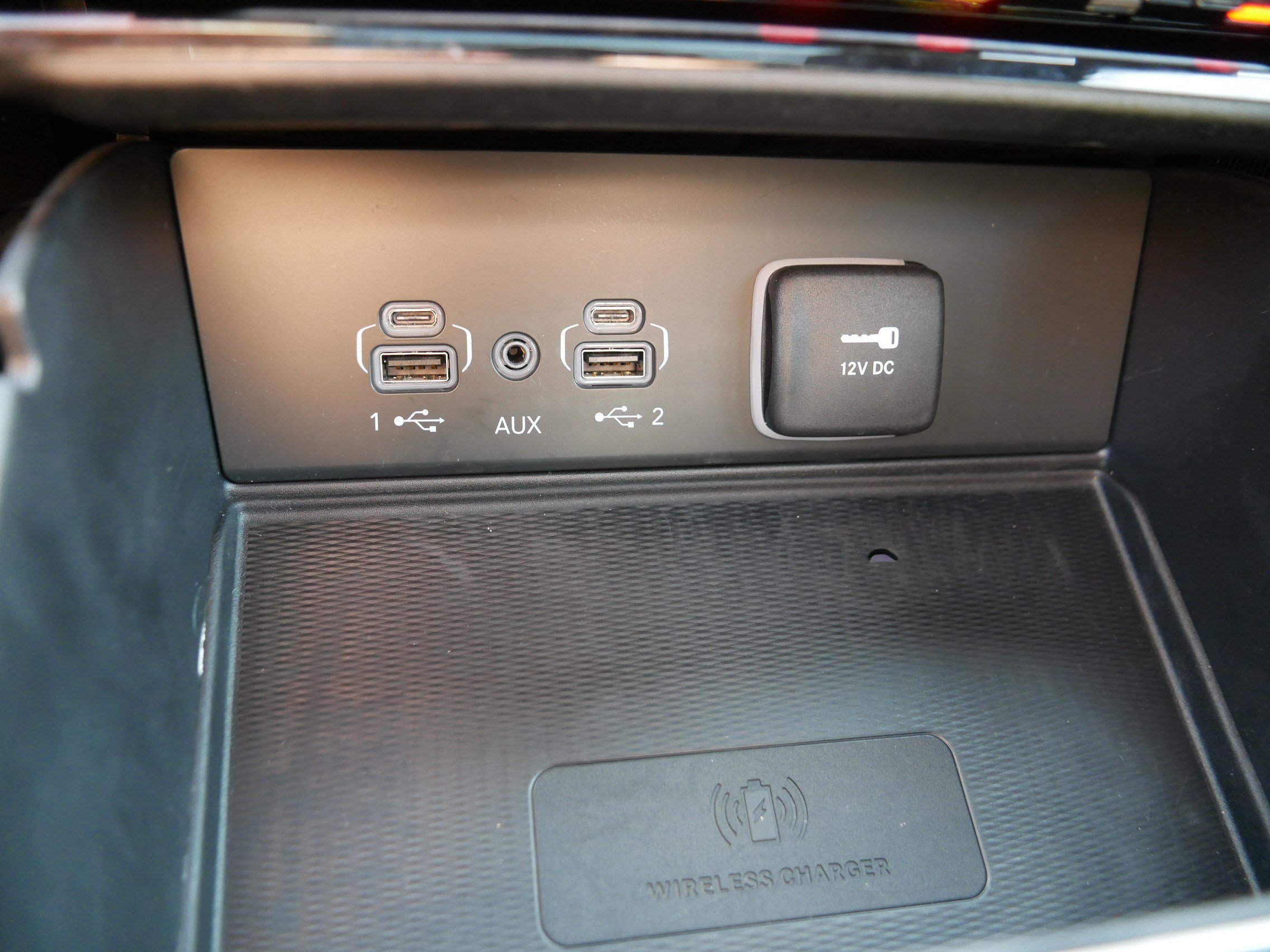 Used 2025 Jeep Grand Cherokee L Altitude AWD/4WD image 33