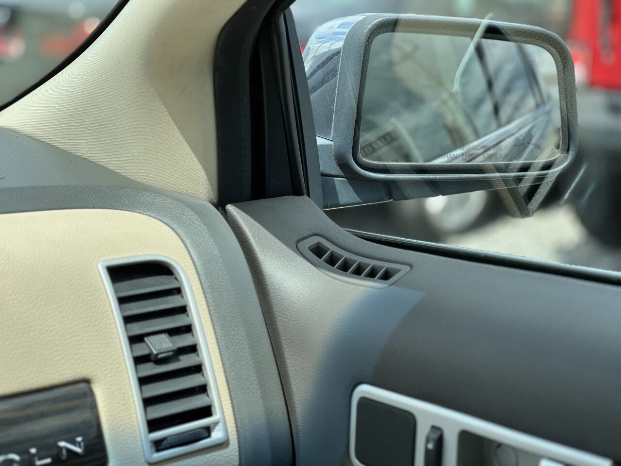 Used 2008 Lincoln MKX AWD image 32