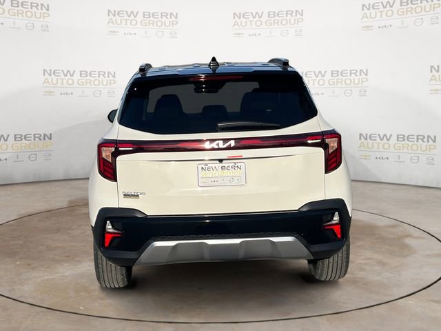 New 2026 Kia Seltos S image 4