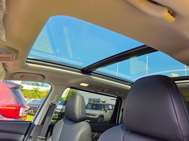 New 2026 Subaru Ascent Limited AWD/4WD image 16