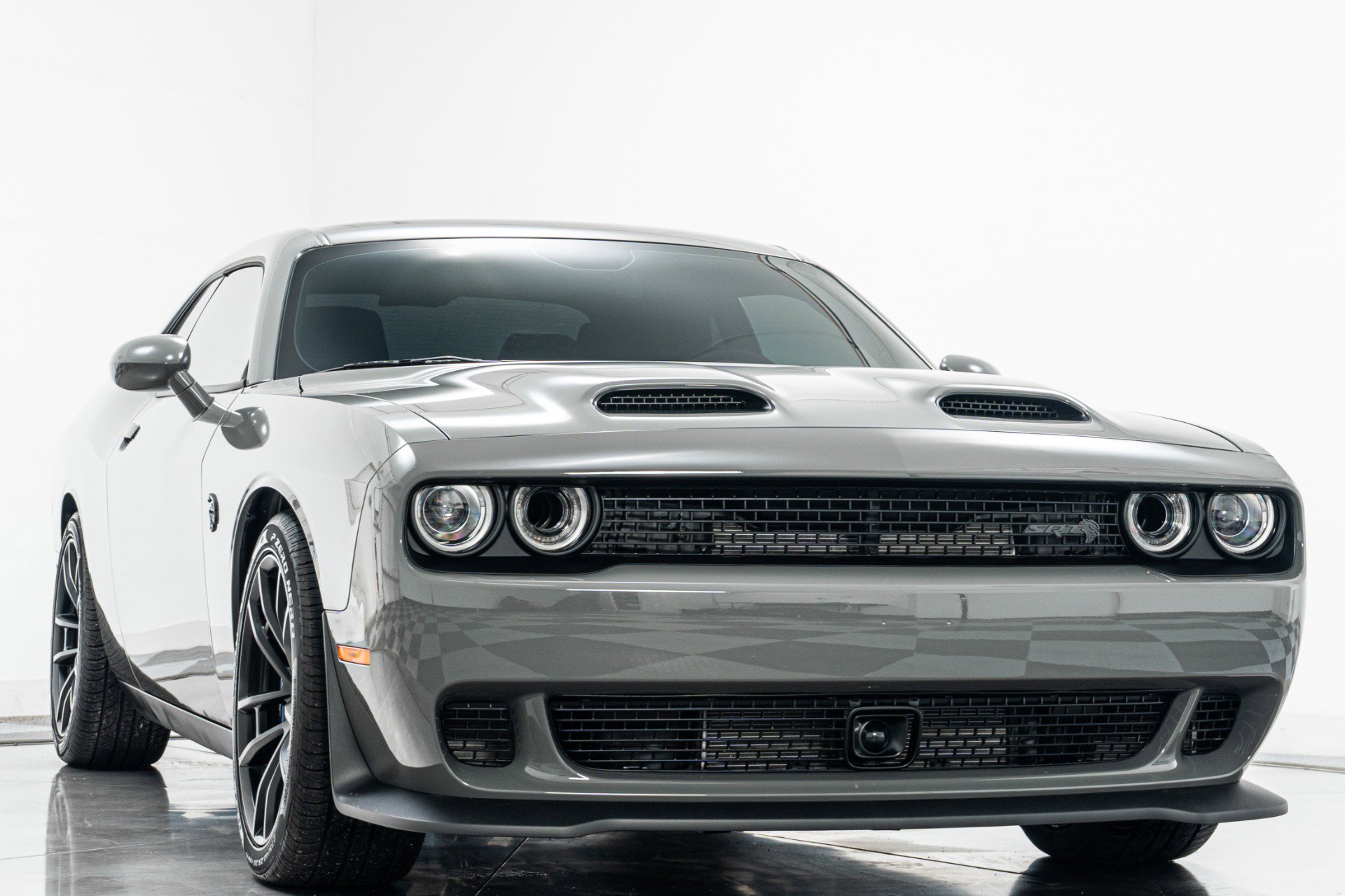 Used 2023 Dodge Challenger SRT Hellcat RWD image 3