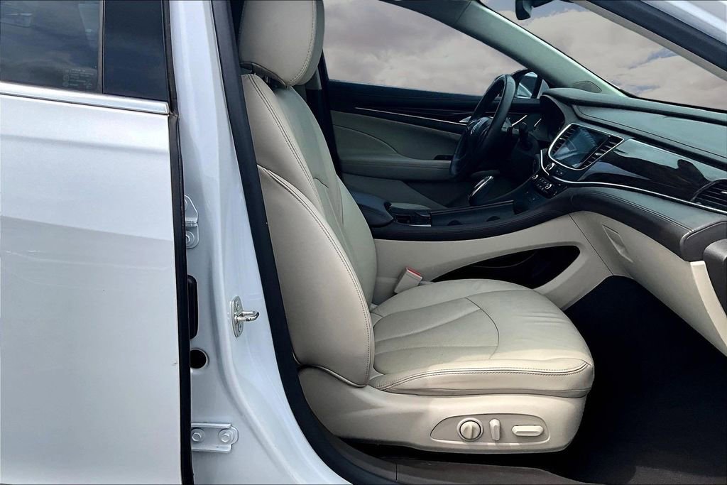 Used 2017 Buick LaCrosse Essence w/ Sights and Sounds Package image 28