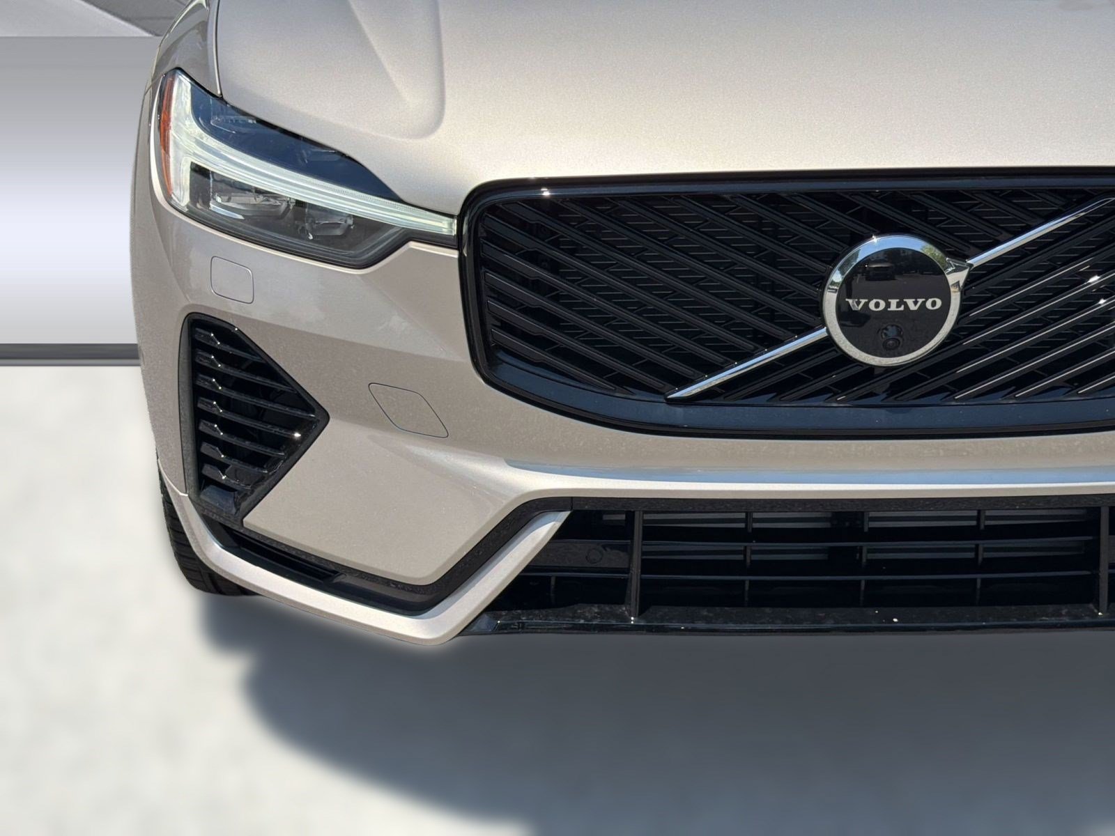 New 2026 Volvo XC60 T8 Ultra w/ Climate Package AWD/4WD image 28