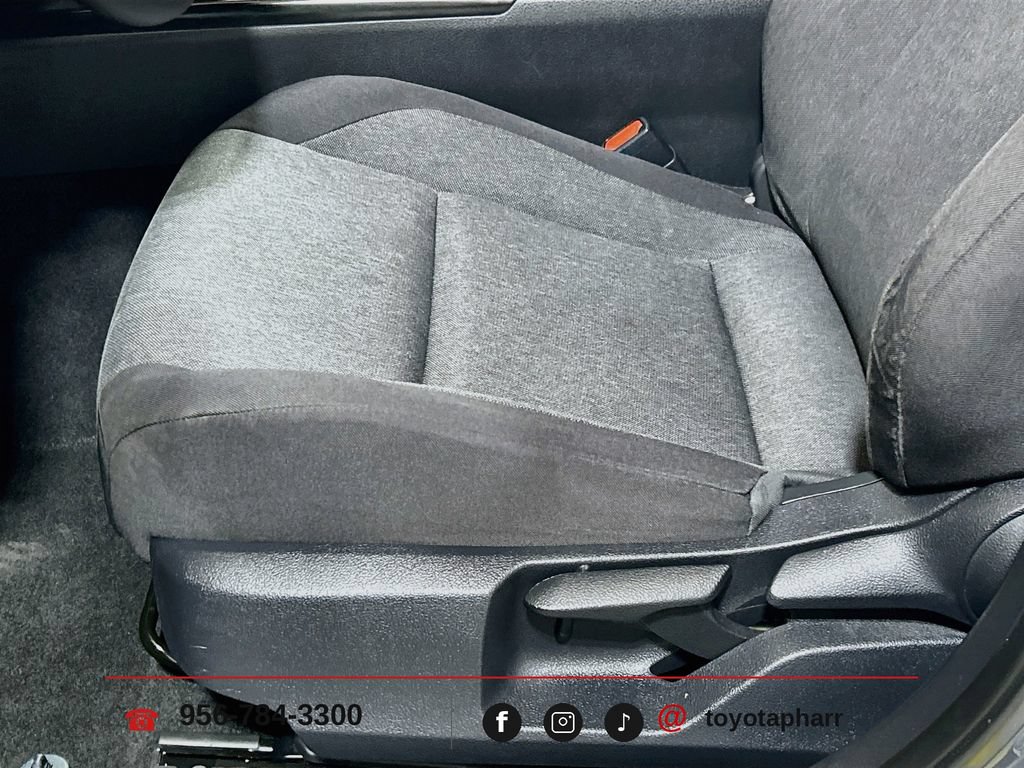 Used 2025 Toyota Camry LE FWD image 17