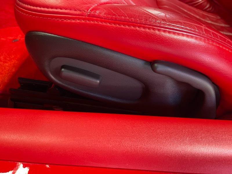 Used 2001 Chevrolet Corvette Convertible RWD image 28