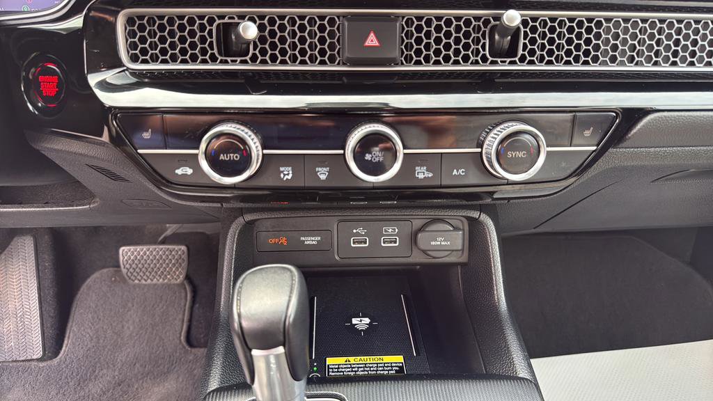 Used 2024 Honda Civic Touring image 26