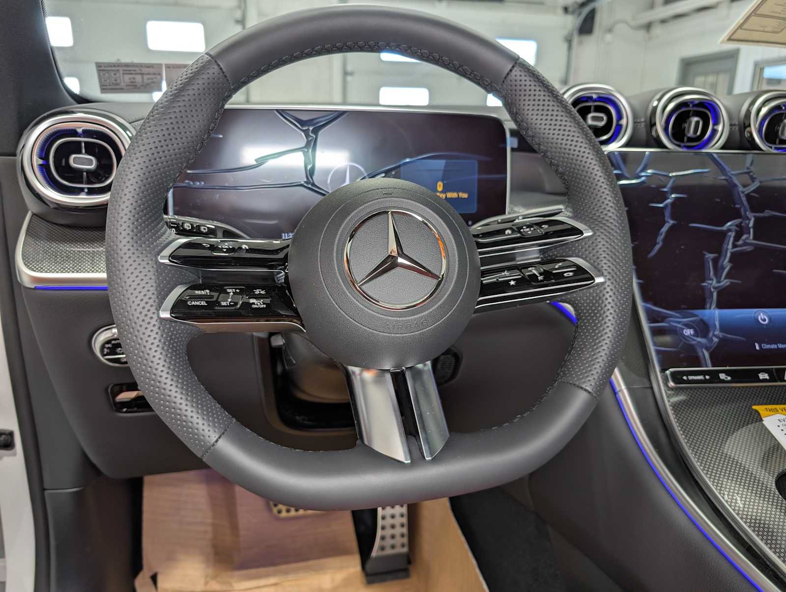 New 2026 Mercedes-Benz GLC 300 4MATIC image 32