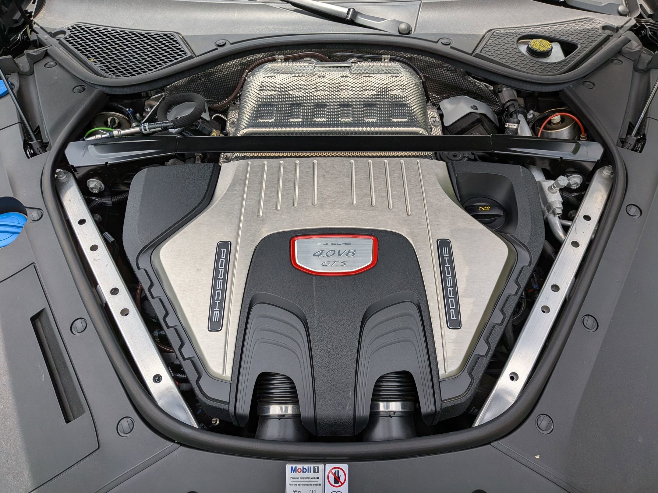 Certified 2023 Porsche Panamera GTS w/ Premium Package AWD/4WD image 37