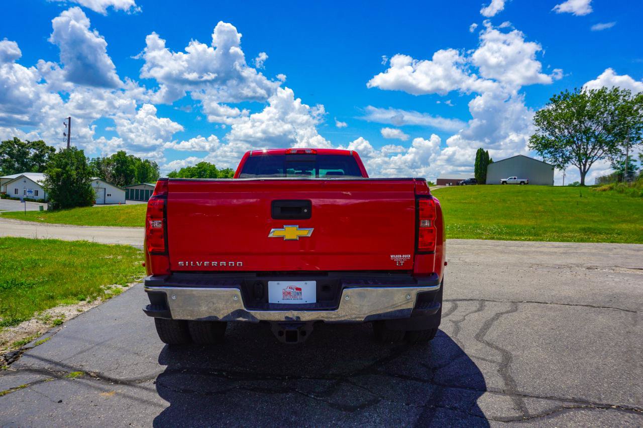Used 2015 Chevrolet Silverado 3500 LT w/ LT Convenience Package AWD/4WD image 4
