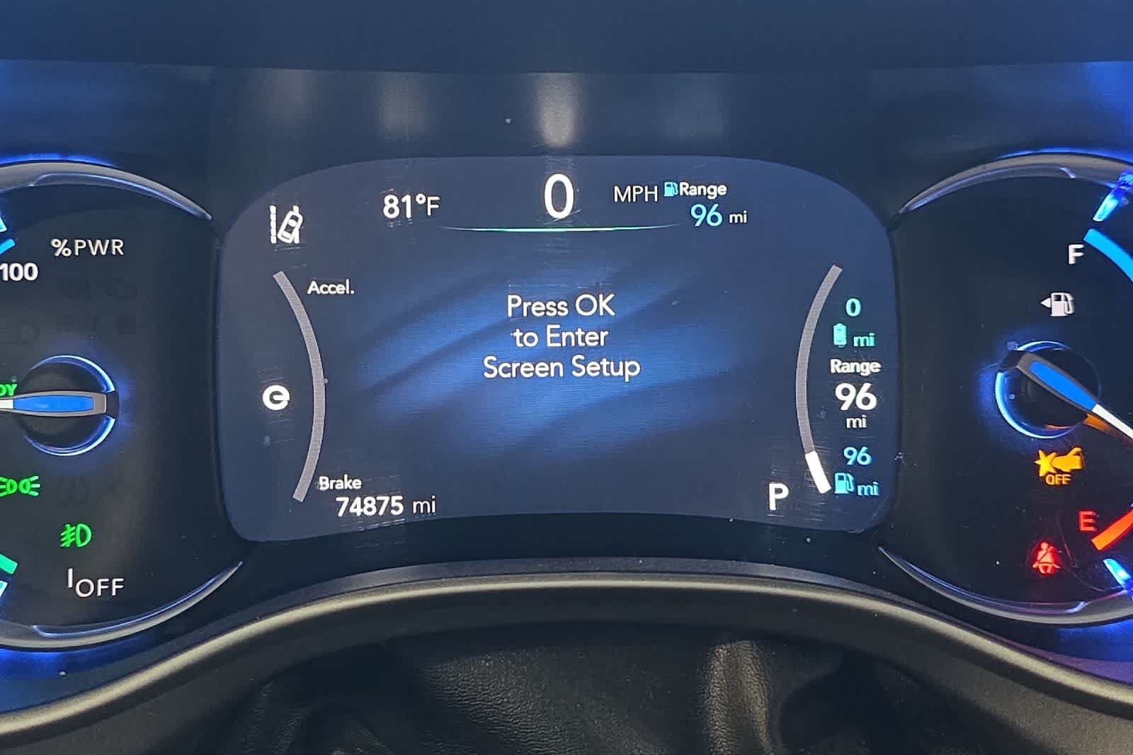 Used 2023 Chrysler Pacifica Touring-L FWD image 25